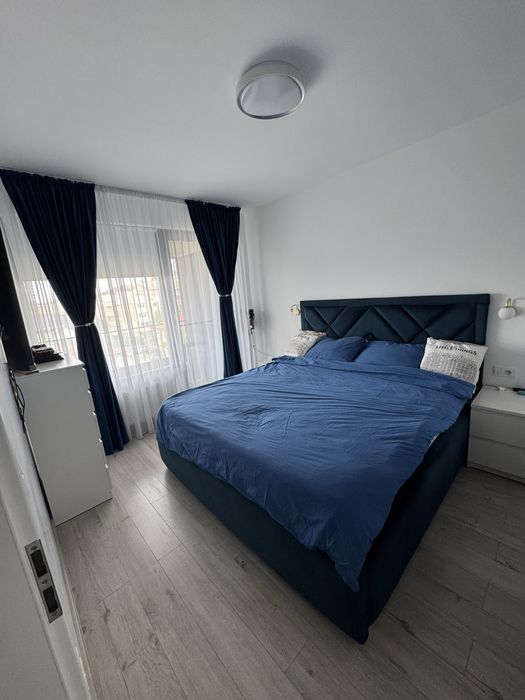 Vand apartament 3 camere - zona Traian( str Dr Gherter)