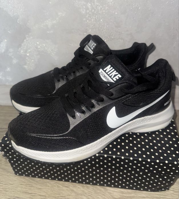 Летние мужские кроссовки