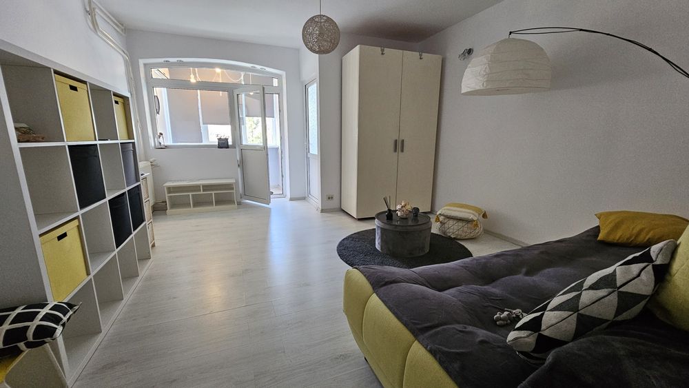 Închiriere Garsoniera Drumul Taberei, etaj 4/8, disponibil imediat