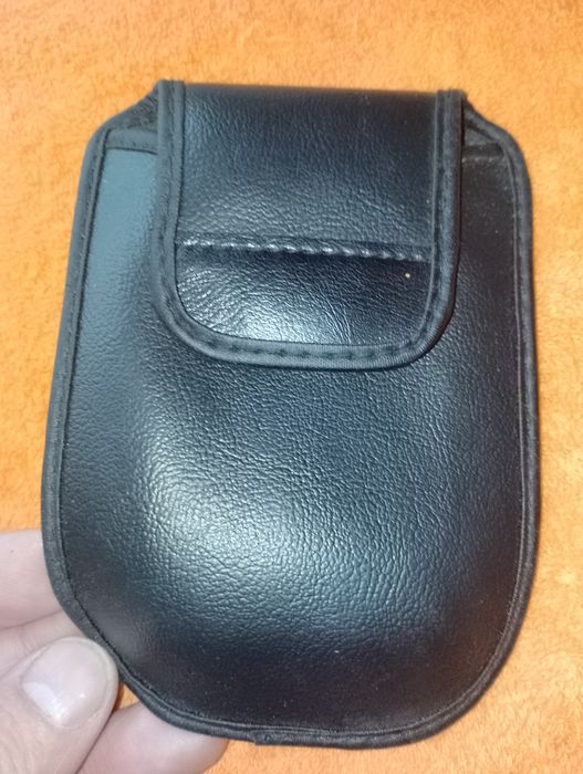 Husa genția  aparate ,telefon la brau