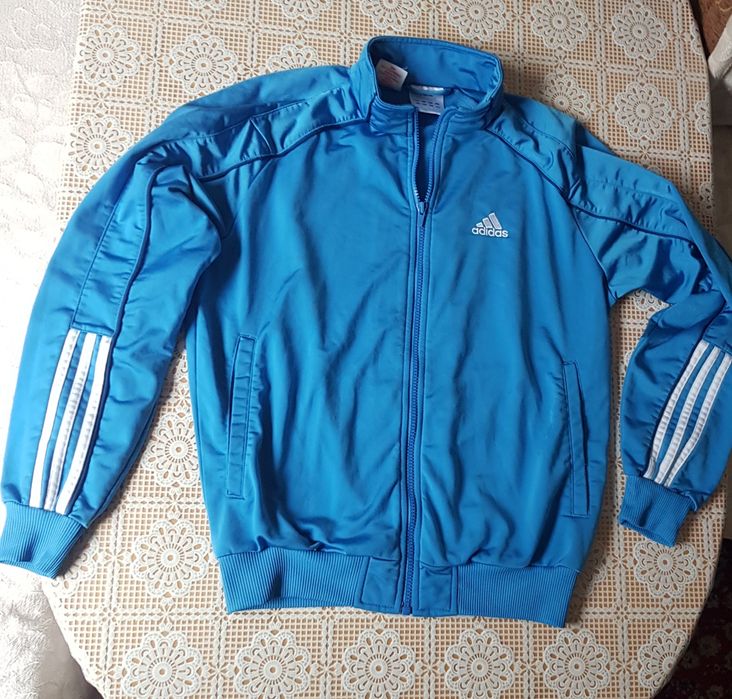 Оригинален екип  на адидас
