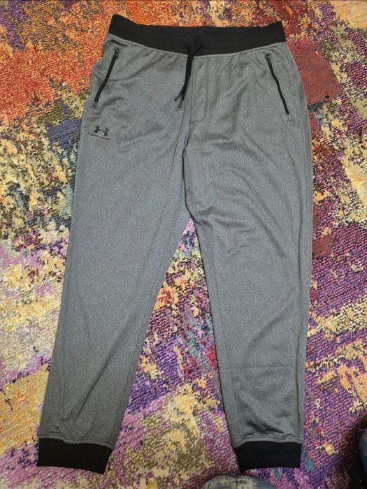 Pantaloni lejeri Under Armour