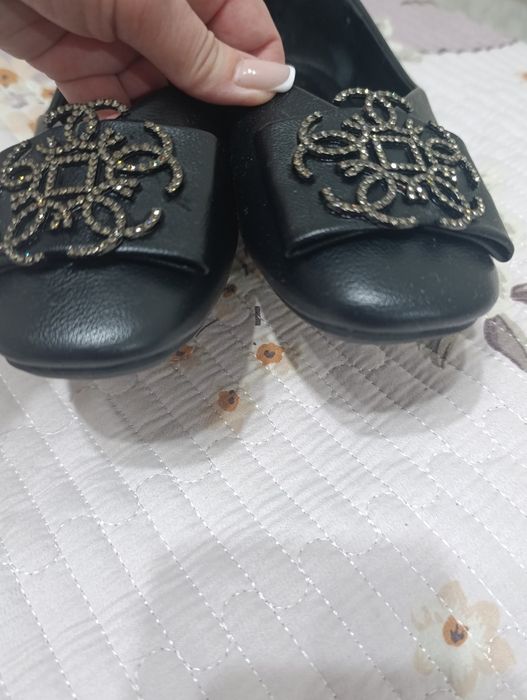 Продам балетки 37р