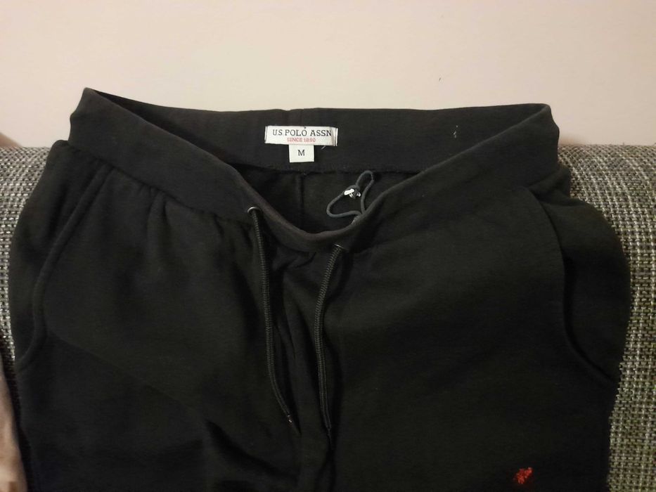 Pantaloni trening femei