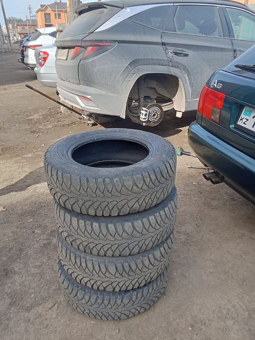 Продам  покрышки