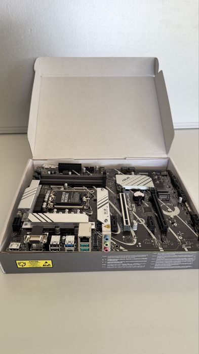 Placa de baza ASUS Prime B760-PLUS DDR5 LGA1700 – Nouă, doar resigilată