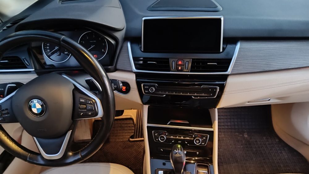Vand sau schimb Bmw seria 2 Active tourer 2015