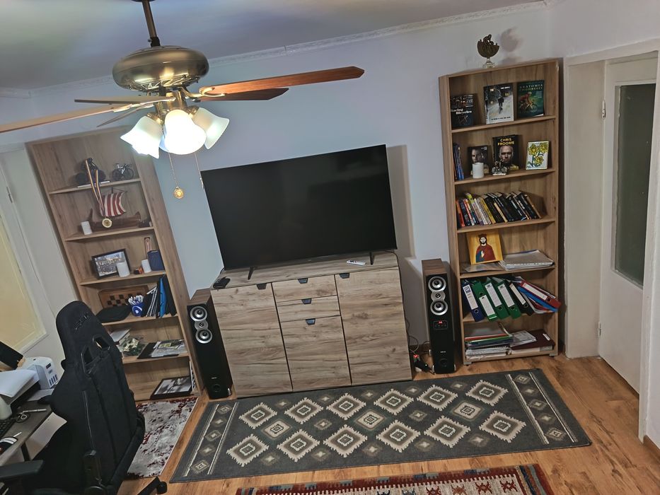 Apartament 2 camere str. Sf. Vineri