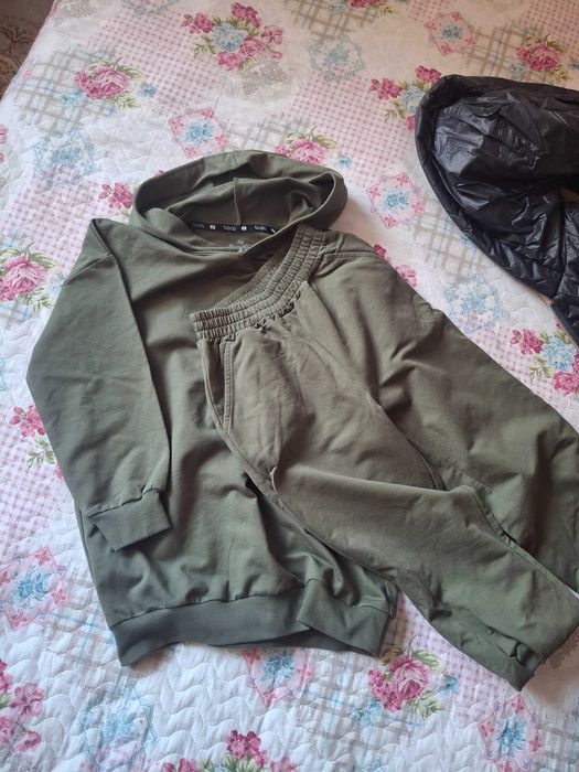 Детская одежда  девочке и мальчику и взрослая обувь