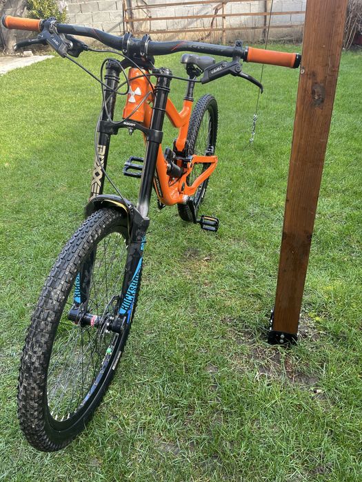 Downhill колело Nukeproof Scalp Boxxer Fox DHX