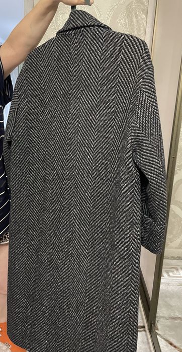 Пальто.           .