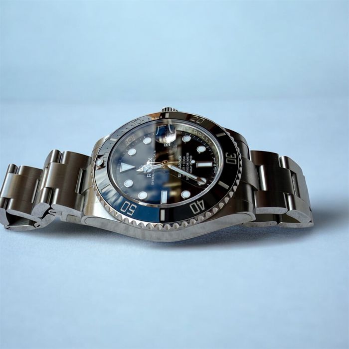 Rolex submariner 126610 LV