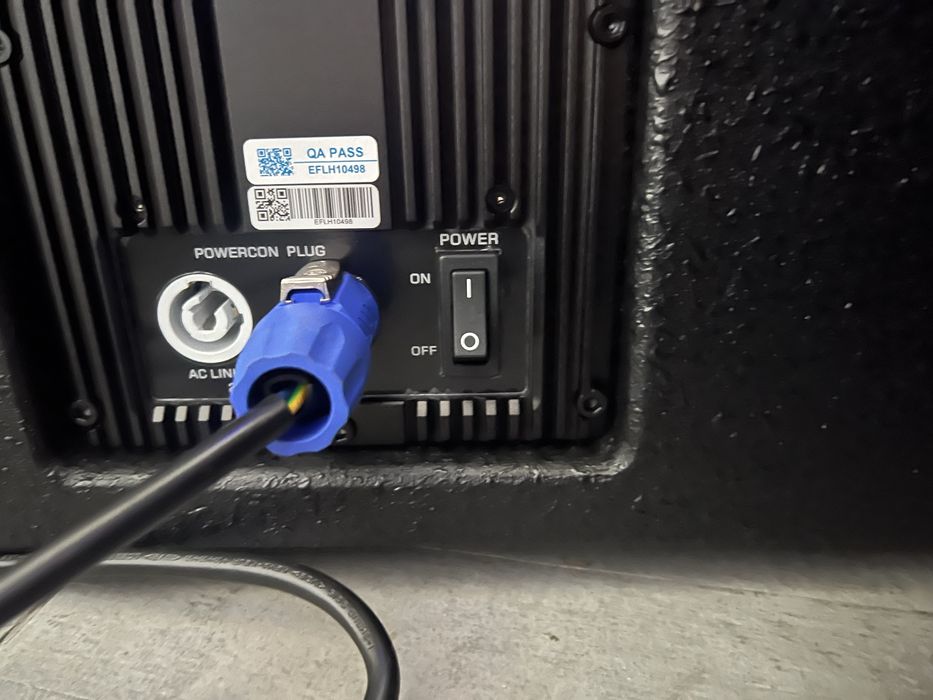 Vand sistem de sunet 2 basi 2 sateliti activ