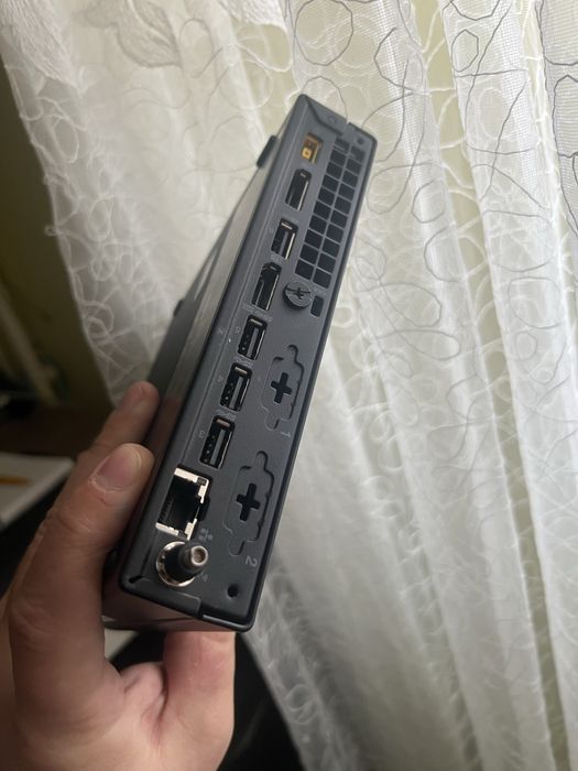 Mini PC Lenovo M710q