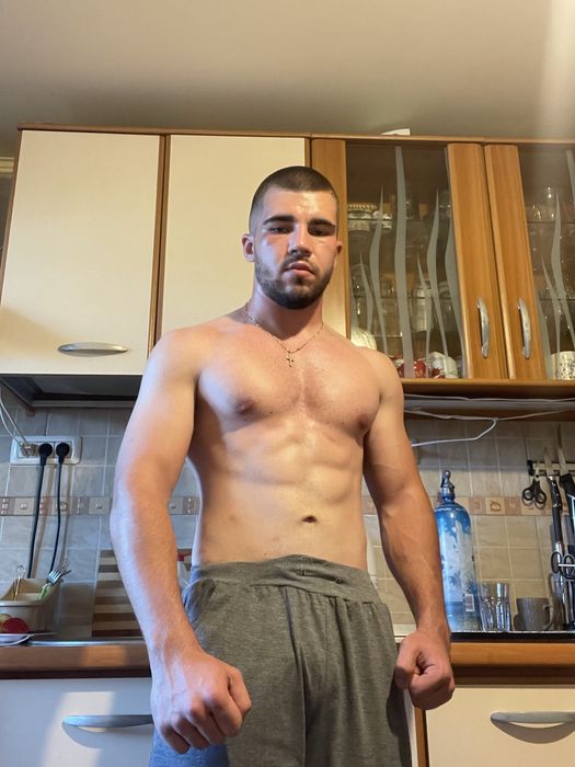 Antrenor personal, Instructor de fitness și Online Coach  Constanța