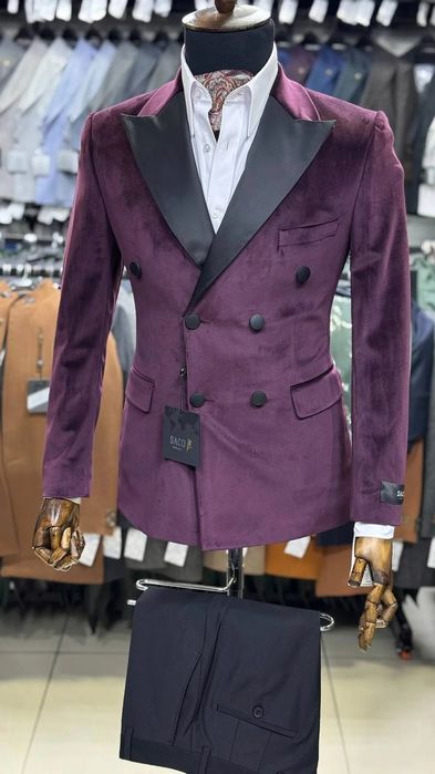 Prakat kostyum smoking