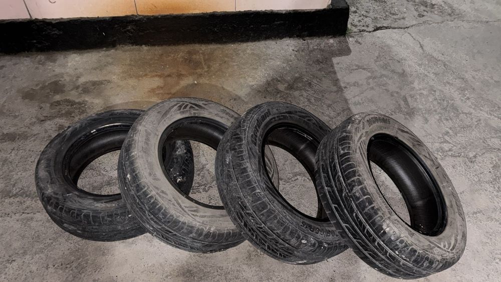 Покрышки летние  р15