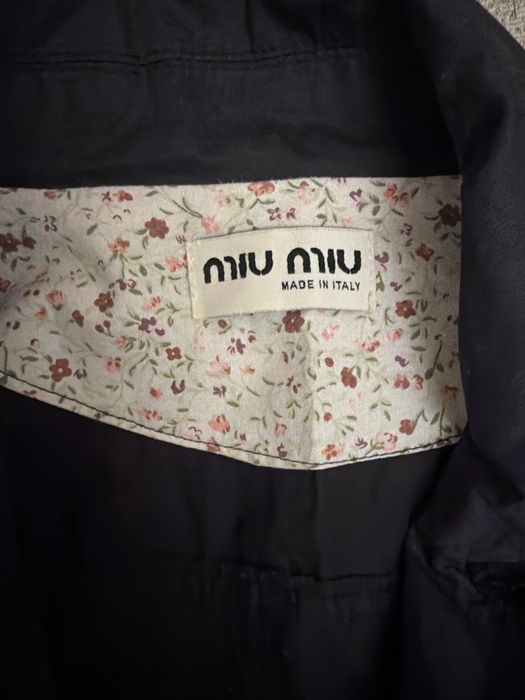 Продам пиджак оригинал miu miu