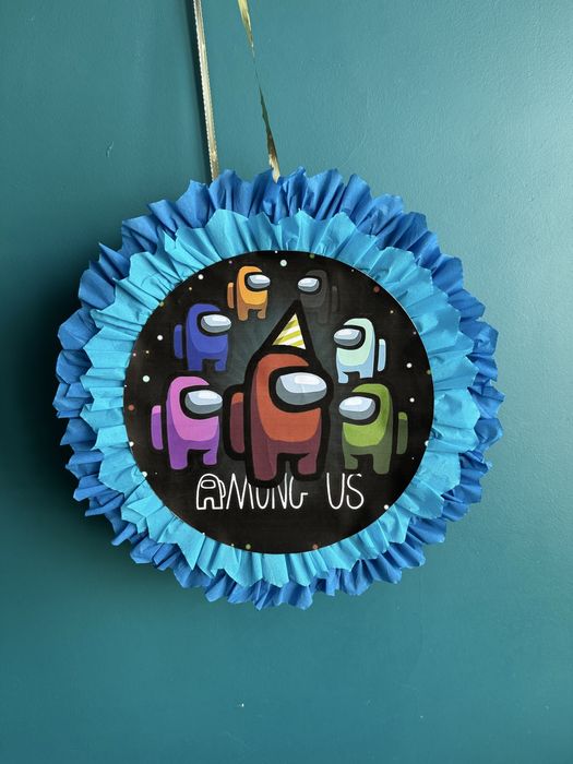 Among Us пинята