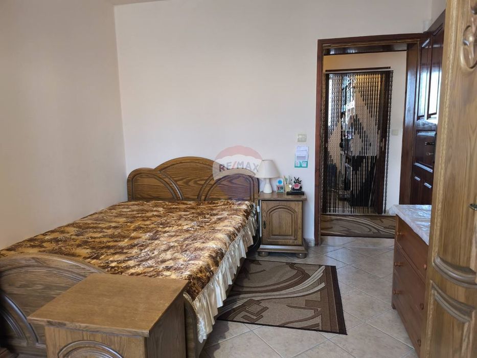 Продава се Къща в с. Соколово, Област Добрич - 193 кв.м за 1374 €/кв.м - Снимка #10