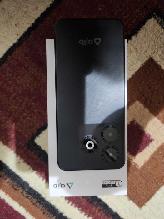 Продам телефон Ajib I10