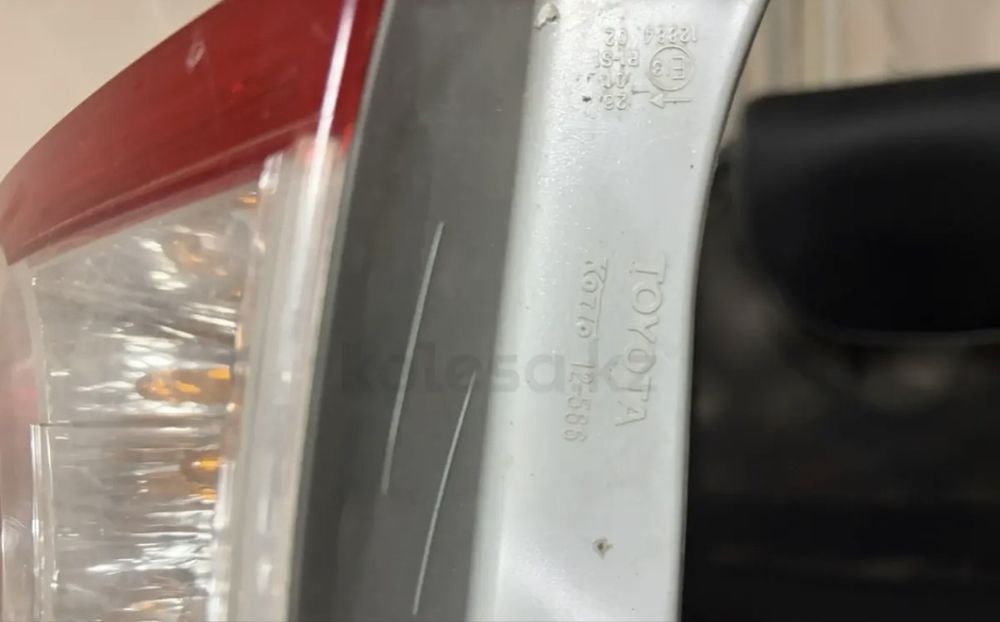 Оригинал задний фонарь toyora corolla