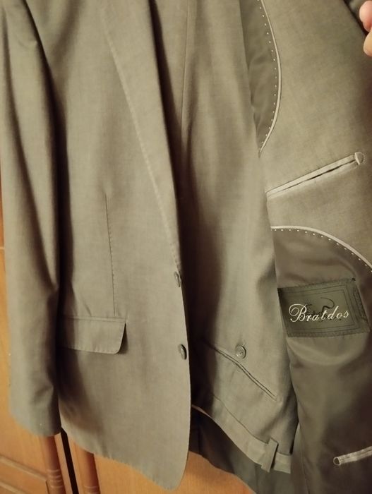 Продается Мужской Костюм