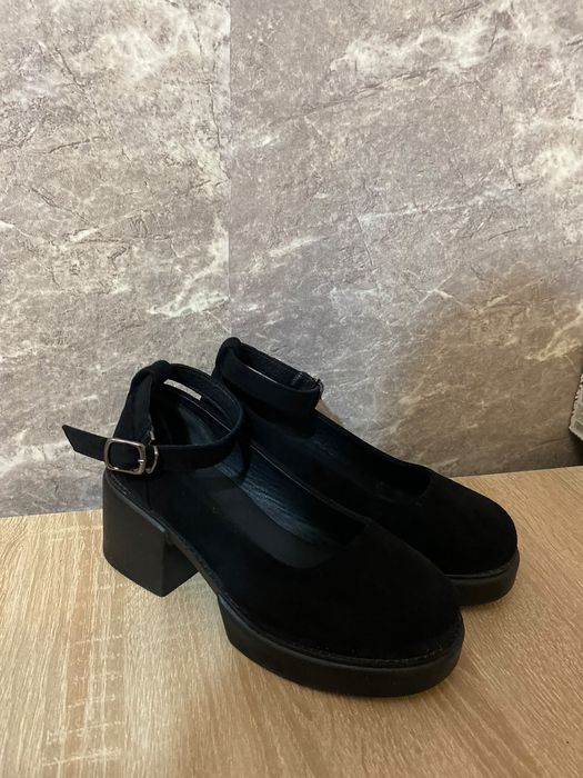 Продам туфли женские