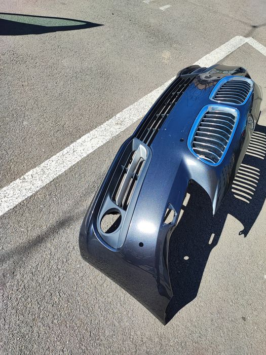 Vând bara fata BMW F10 lci OM