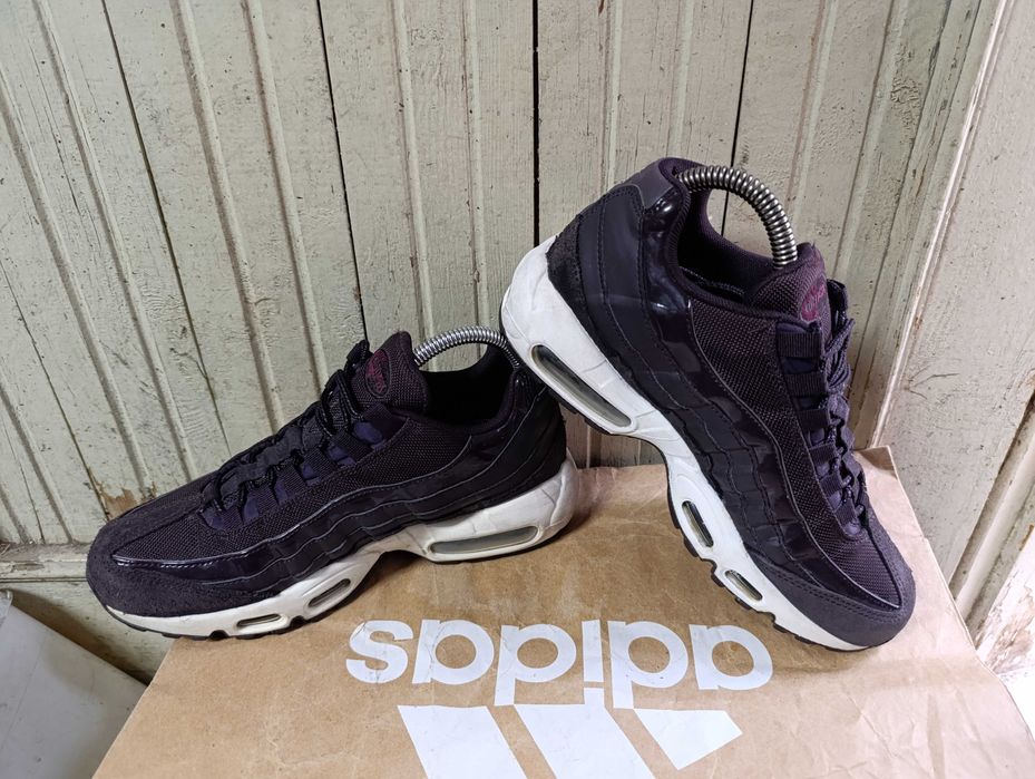 Nike Air Max 95 "Port Wine" оригинални маратонки 39 номер