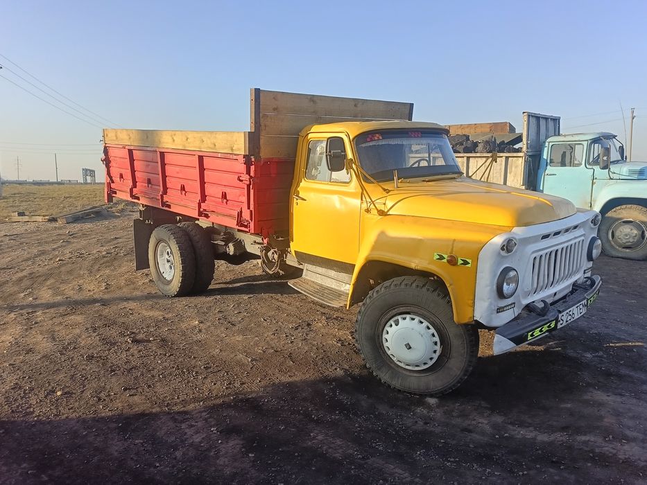 В продаже Газ 53 самосвал.