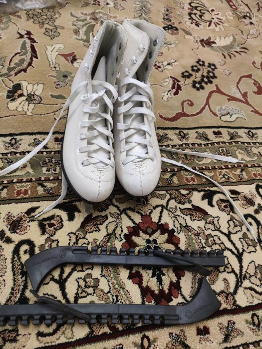 Коньки для фигурного катания