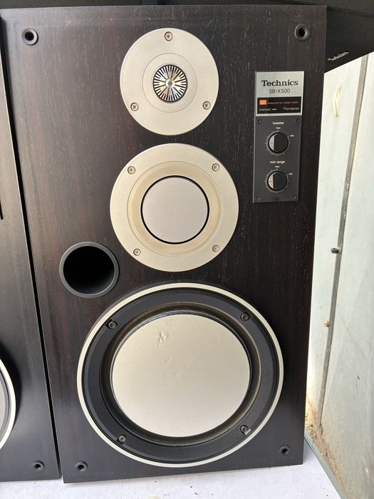 Тонколони Technics 130 вата на 8 ома