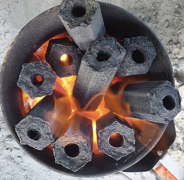 Угольный брикеты Kamado