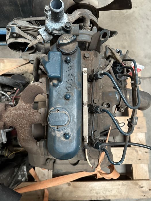 Motor kubota D905