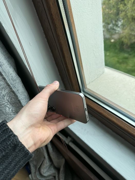 Като Чисто Нов Samsung Galaxy S25 гаранция 256GB 100% Battery