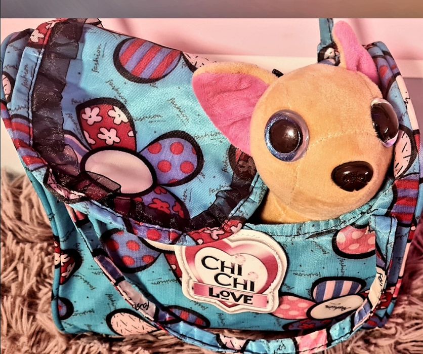 Chi chi love кученце с чанта