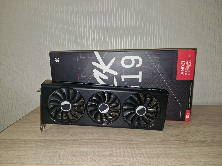 Видеокарта XFX RX 7800 XT 16gb