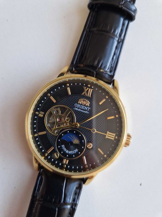 ORIENT Sun & Moon, semi-skeleton, automatic, cal. Epson, Japan, 21 jewels. Чисто нов!