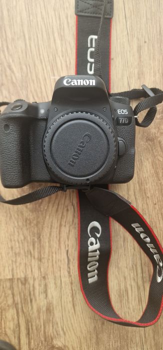 Camera foto Canon 77d