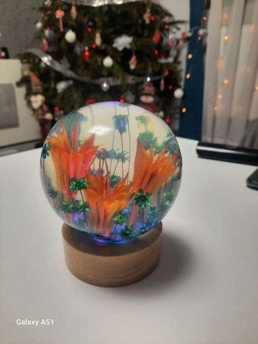 Lampa de veghe cu flori naturale