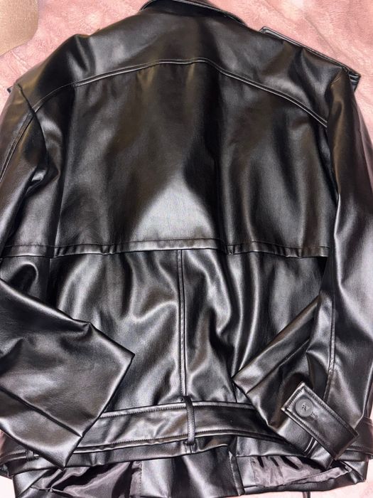 Чисто ново кожено яке от Pull&Bear