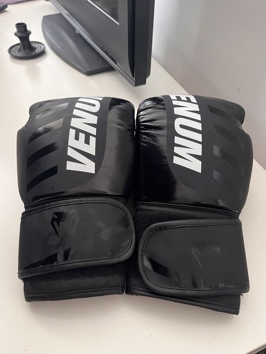 Manusi box venom challenger oz 12