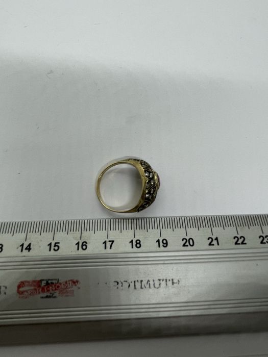 Inel din aur 12k si argint cu diamante taietura veche si rubin