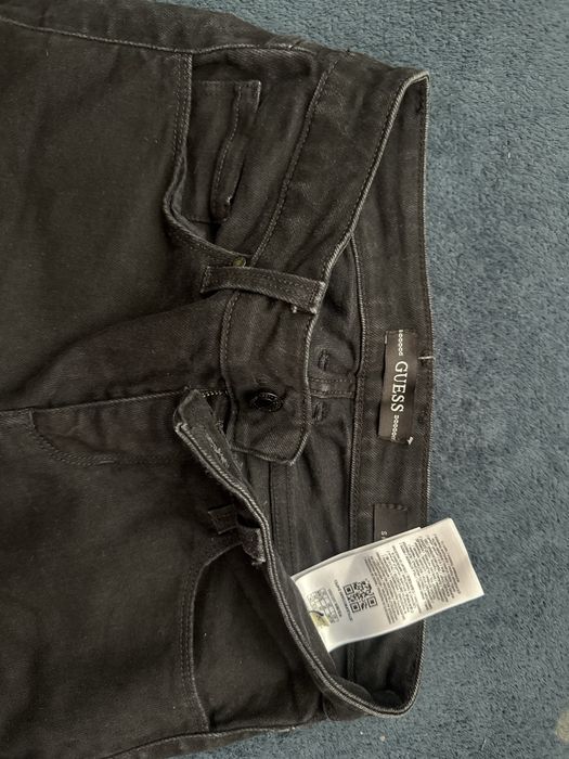 Blugi Guess negrii