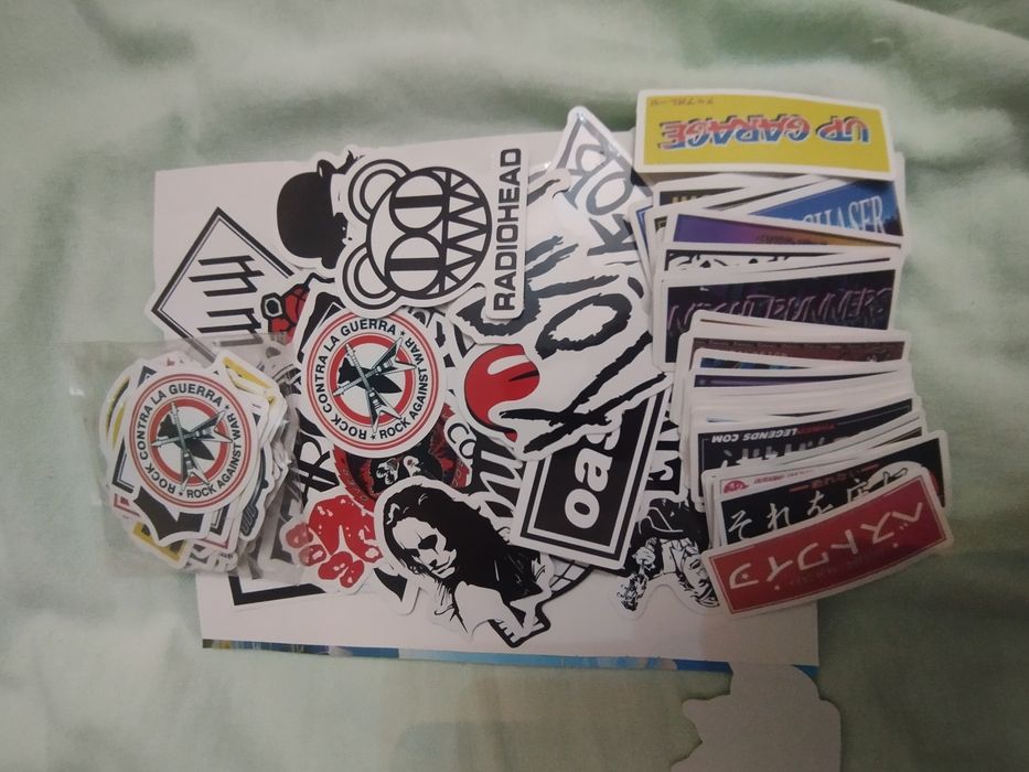 Качественные наклейки  для игровых приставок