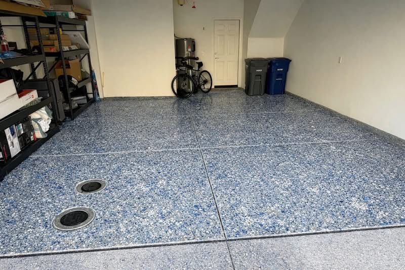 Pardoseli Epoxidice /Poliuretanice/Flakes
