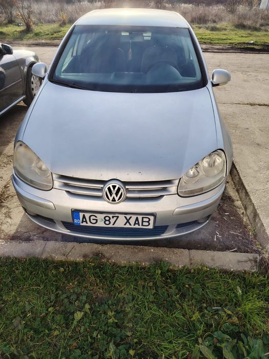 Vand Golf 5 2004