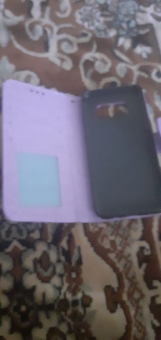 Продам чехол новый на самсунг S 8