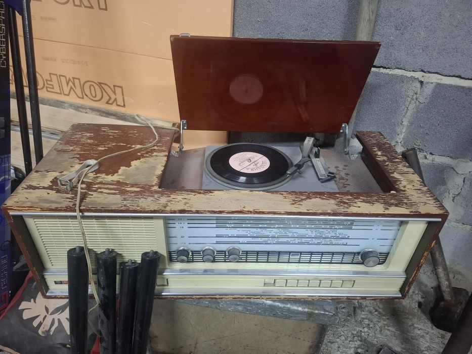 Продам проигрыватель